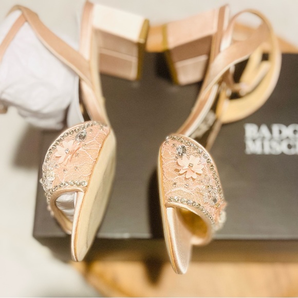 Badgley Mischka - Picture 5 of 8